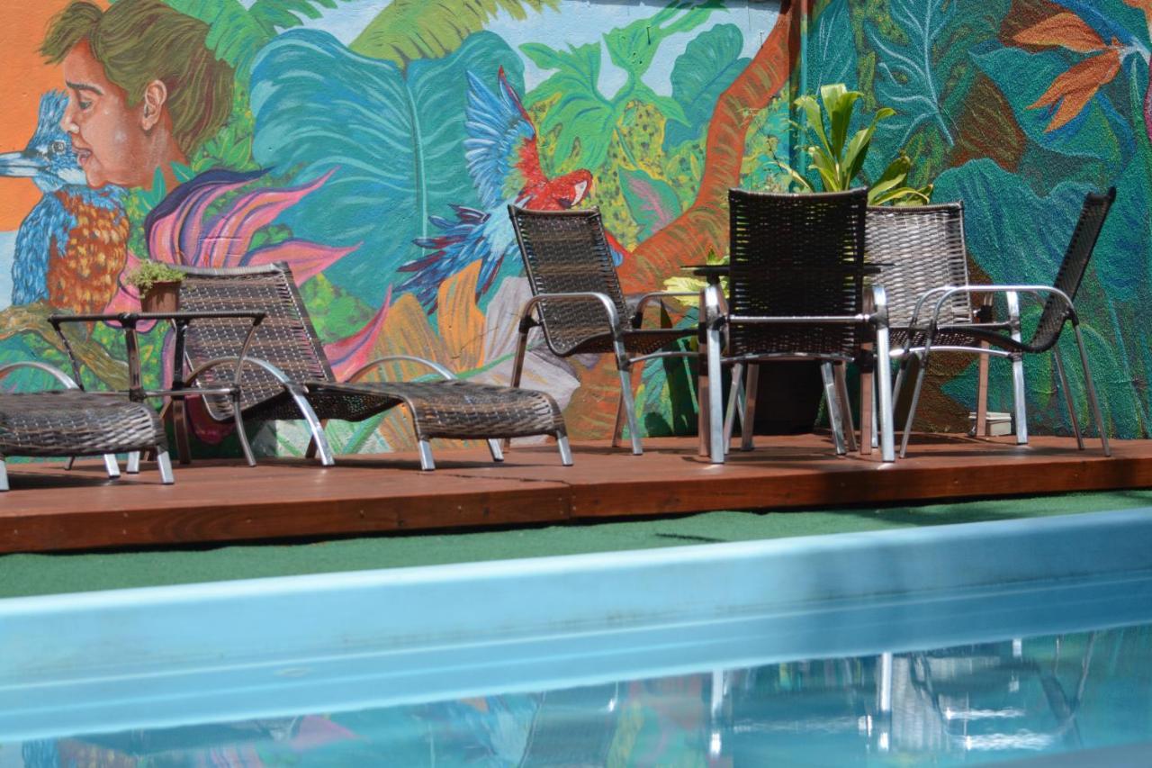 Oceanic Hostel Balneário Camboriú Екстериор снимка
