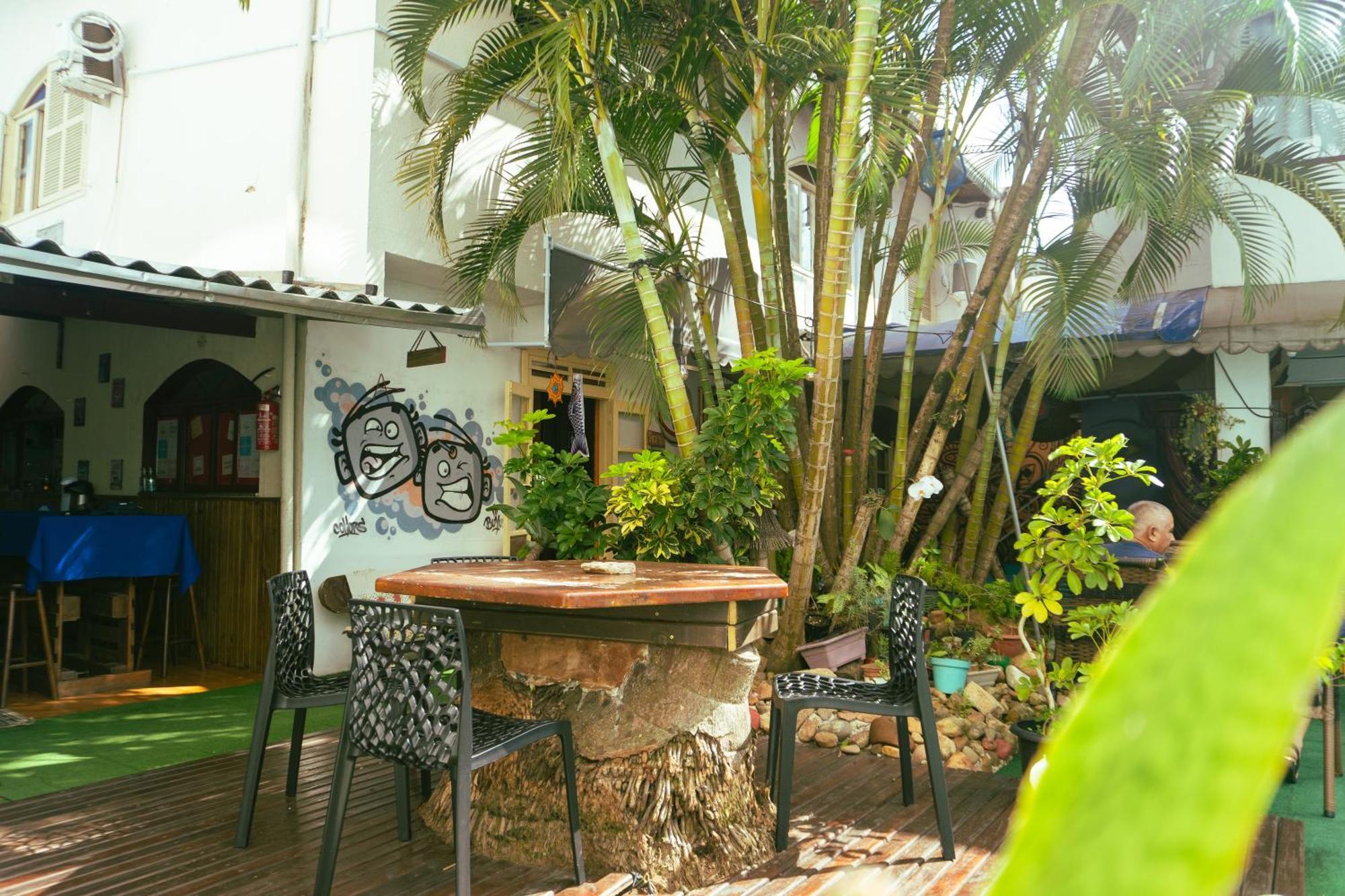 Oceanic Hostel Balneário Camboriú Екстериор снимка