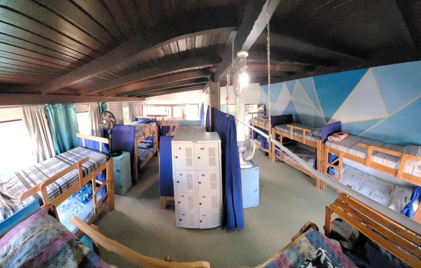 Oceanic Hostel Balneário Camboriú Екстериор снимка