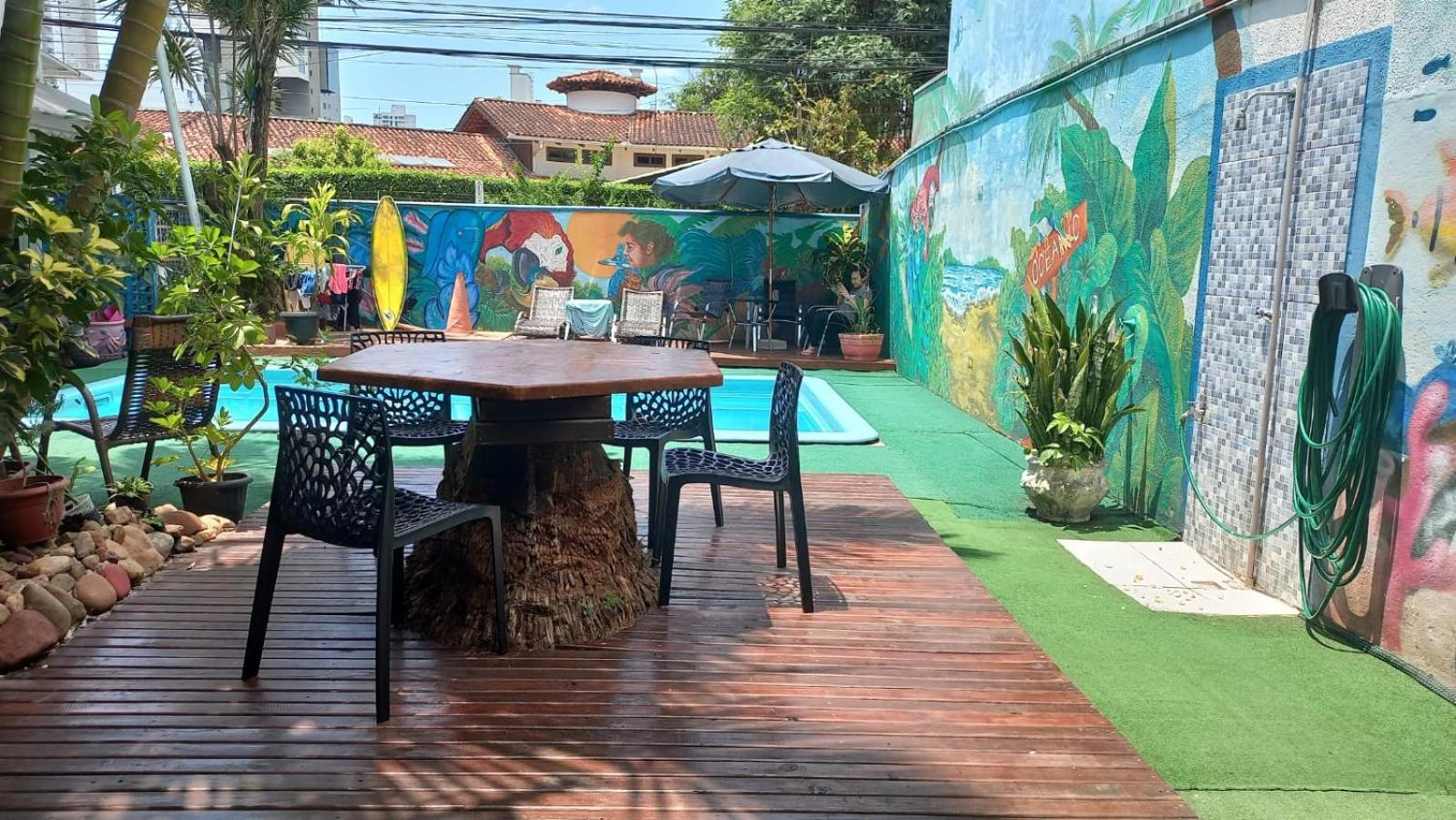 Oceanic Hostel Balneário Camboriú Екстериор снимка