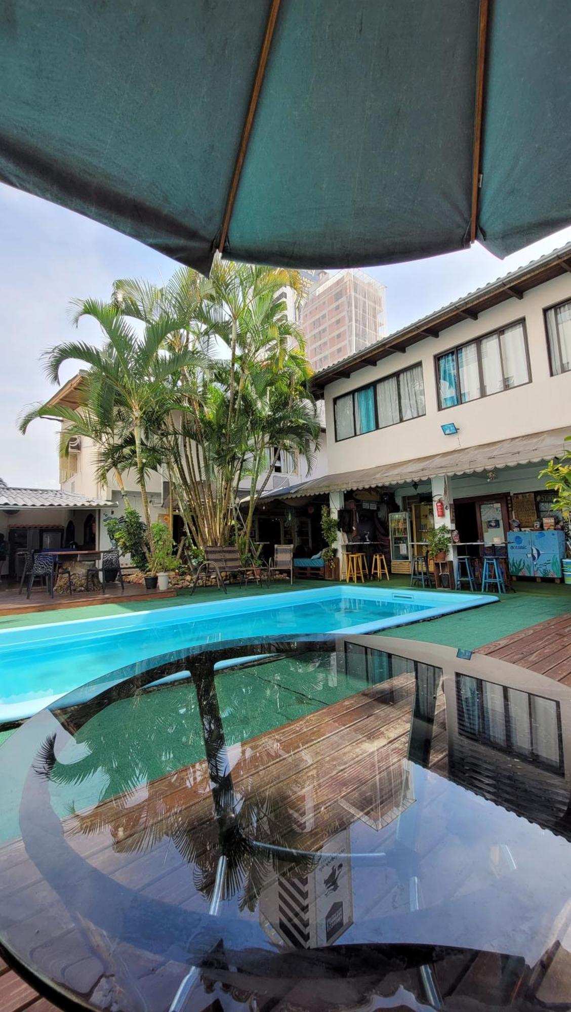 Oceanic Hostel Balneário Camboriú Екстериор снимка